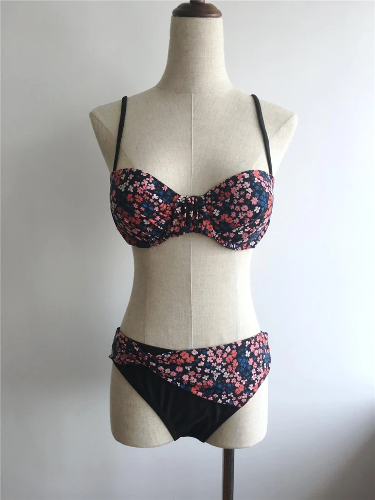 Ditsy Floral Twist Waist Bikini Set