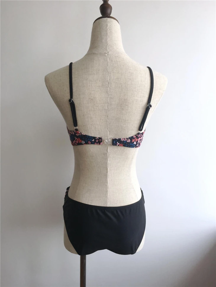 Ditsy Floral Twist Waist Bikini Set factory Ditsy Floral Twist Waist Bikini Set factory